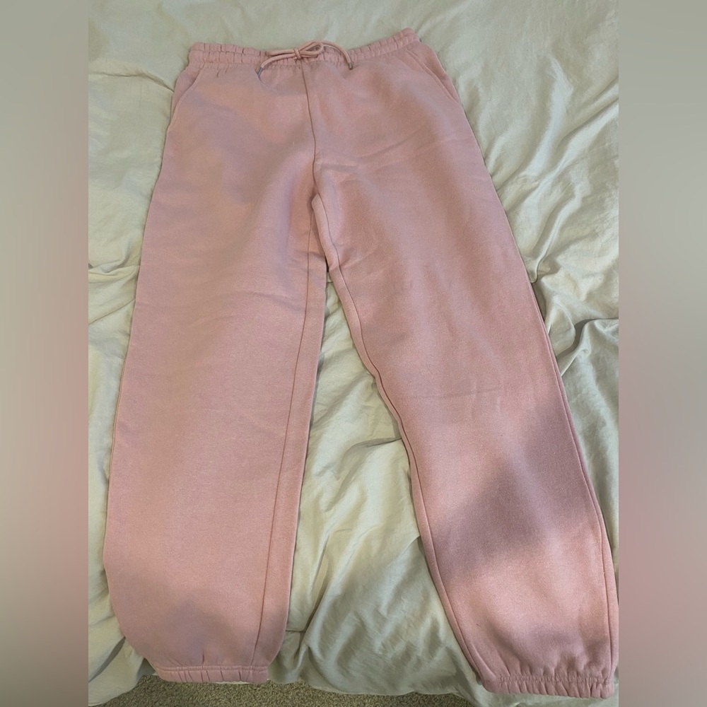 Forever 21 Women’s Light Pink Sweatpants!🩷